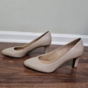 Abella True Comfort Galaxy Heels